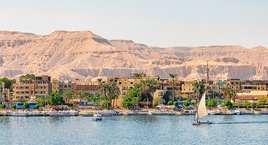 Nefertiti: El Cairo y Crucero Luxor