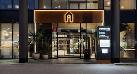 Hotel Campanile  Paris  19 - La Villette