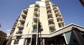 Ax │ The Palace