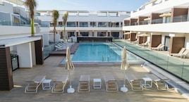 Esmeralda Cotillo Homes By Livvo