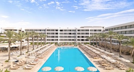 The Rif At Mangrove Beach Corendon Curacao All-Inclusive, Curio By Hilton