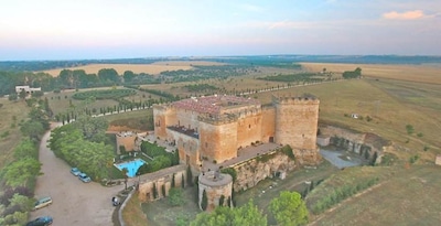 Vive la experiencia de dormir en el Castillo del Buen Amor